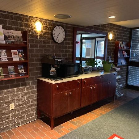 Motel Le Transit Mont-Saint-Hilaire Luaran gambar